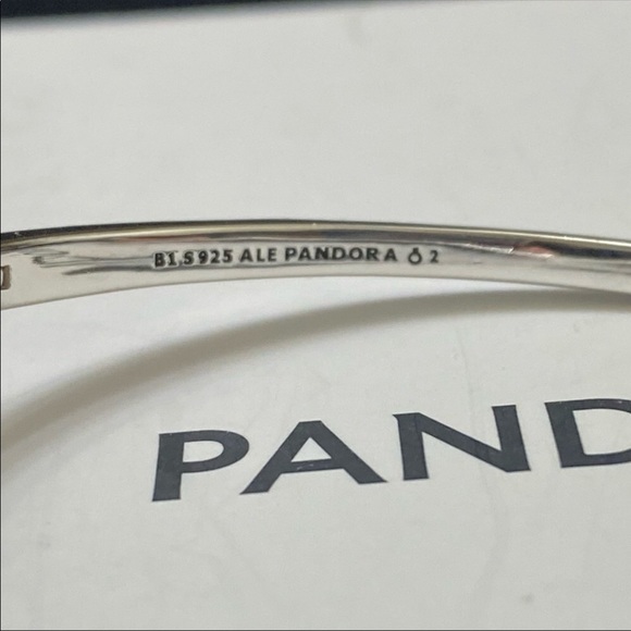 SOLD. Pandora Wishbone bangle in size 2 Medium - Picture 3 of 3